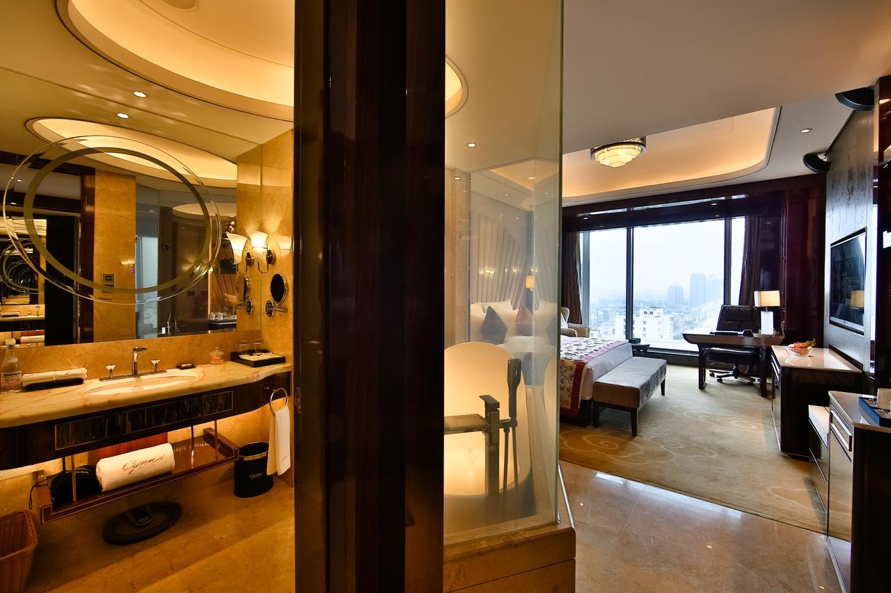 Chengdu Cynn Hotel Exterior photo